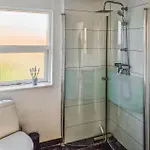 בית נופש Beautiful In With Kitchen בורקופ