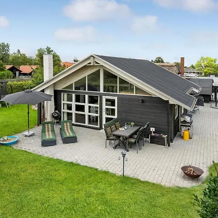 Prázdninový dům Beautiful In With Kitchen Børkop