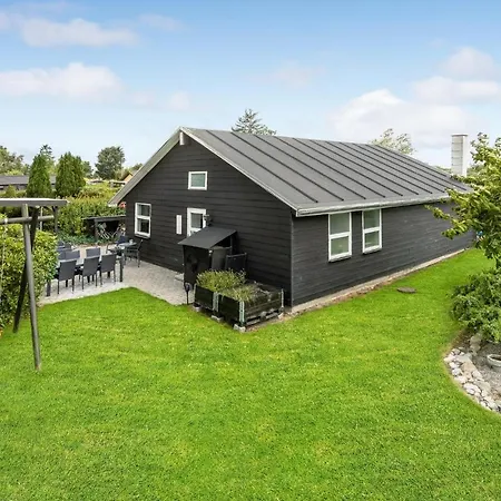 Beautiful In With Kitchen * Børkop