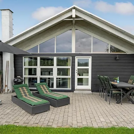 Beautiful In With Kitchen